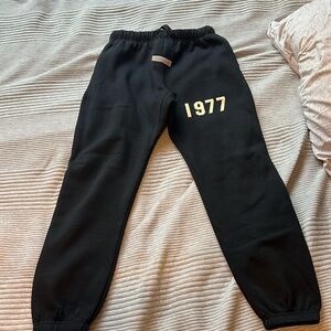 Essentials Sweatpants
